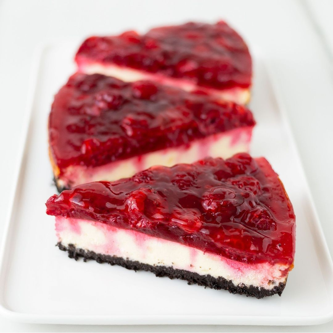 Red cheesecake