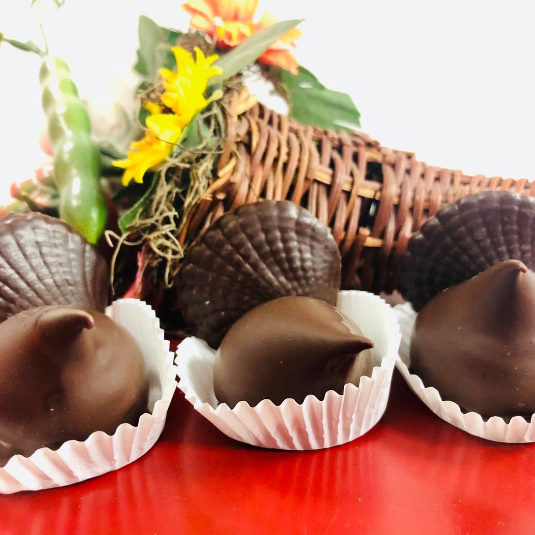 Thanksgiving-themed chocolates