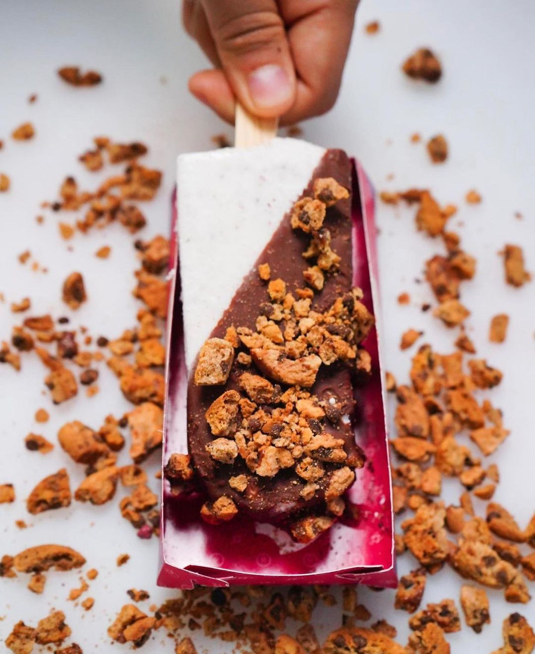 Ice cream bar with graham crumble from PalettAmerica