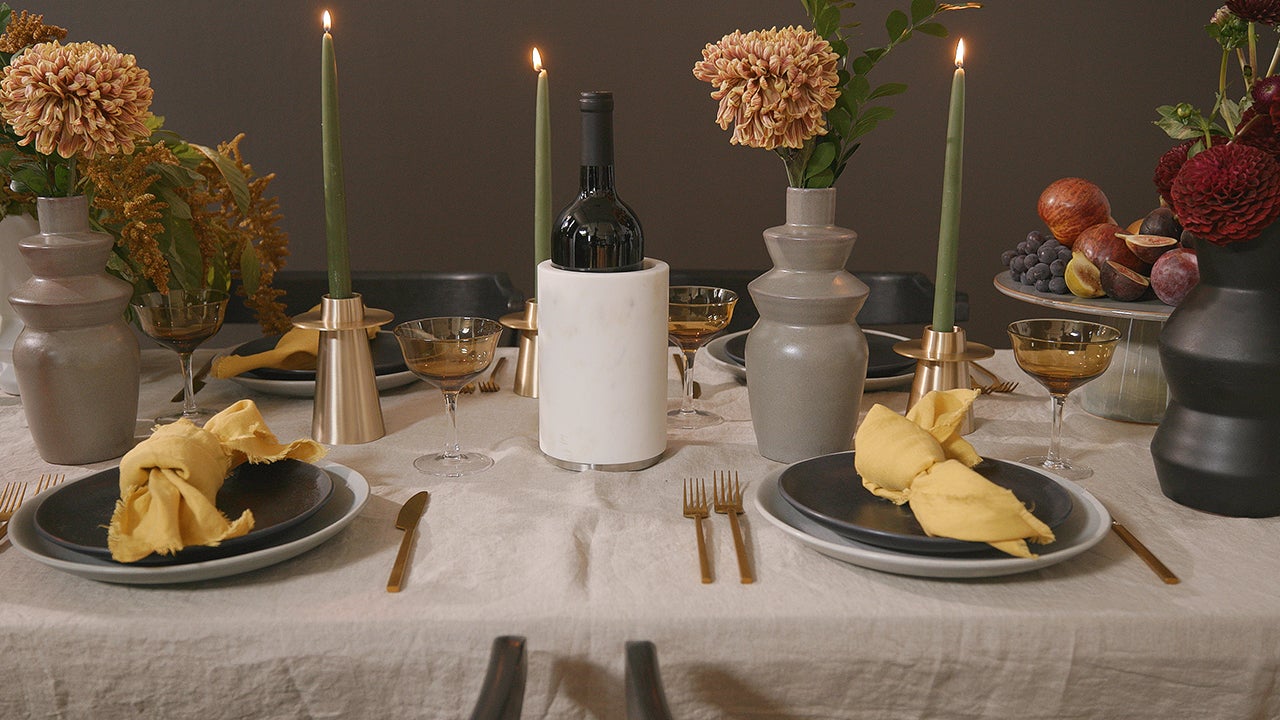 autumn tablescape from indigo